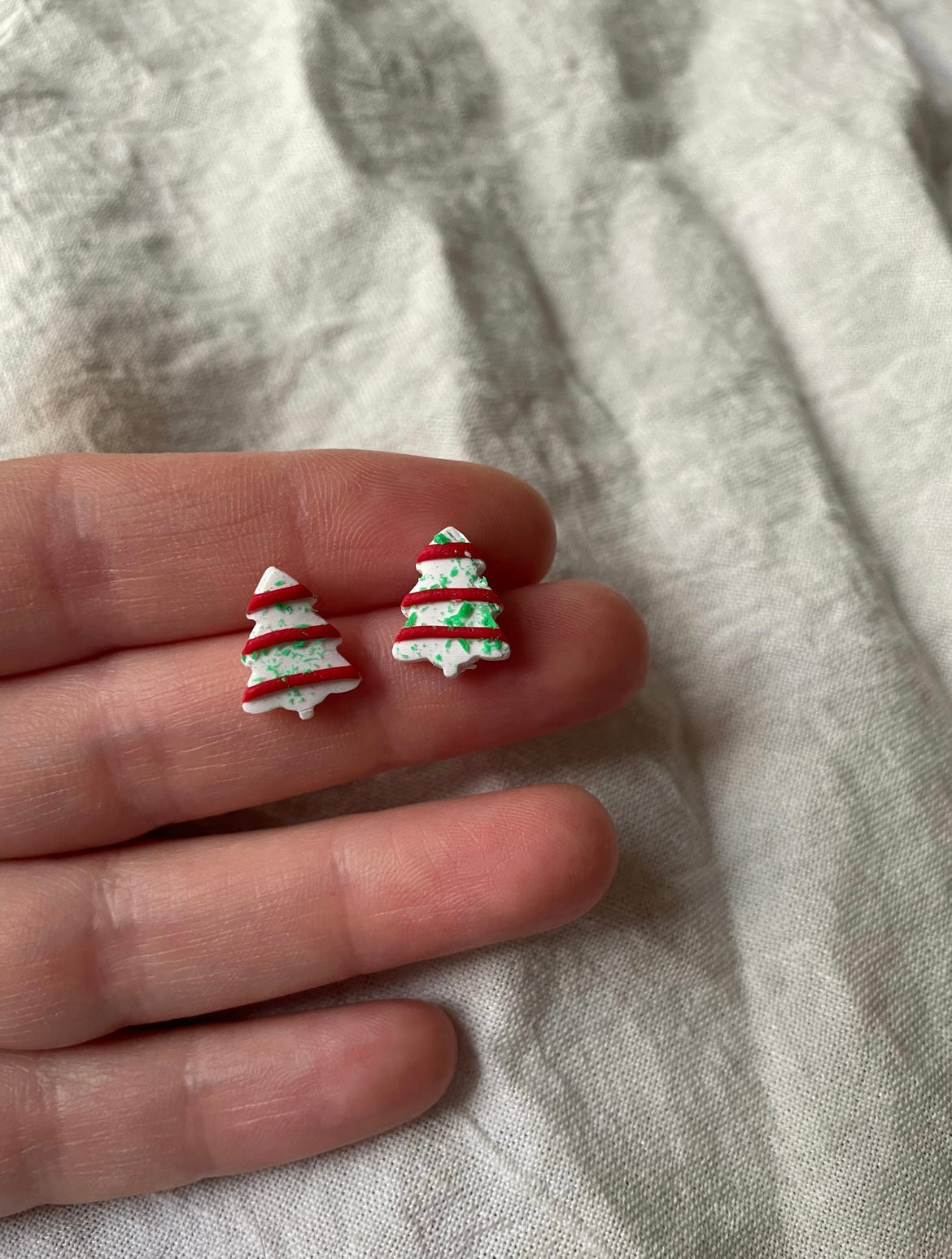 Christmas Tree Cake studs