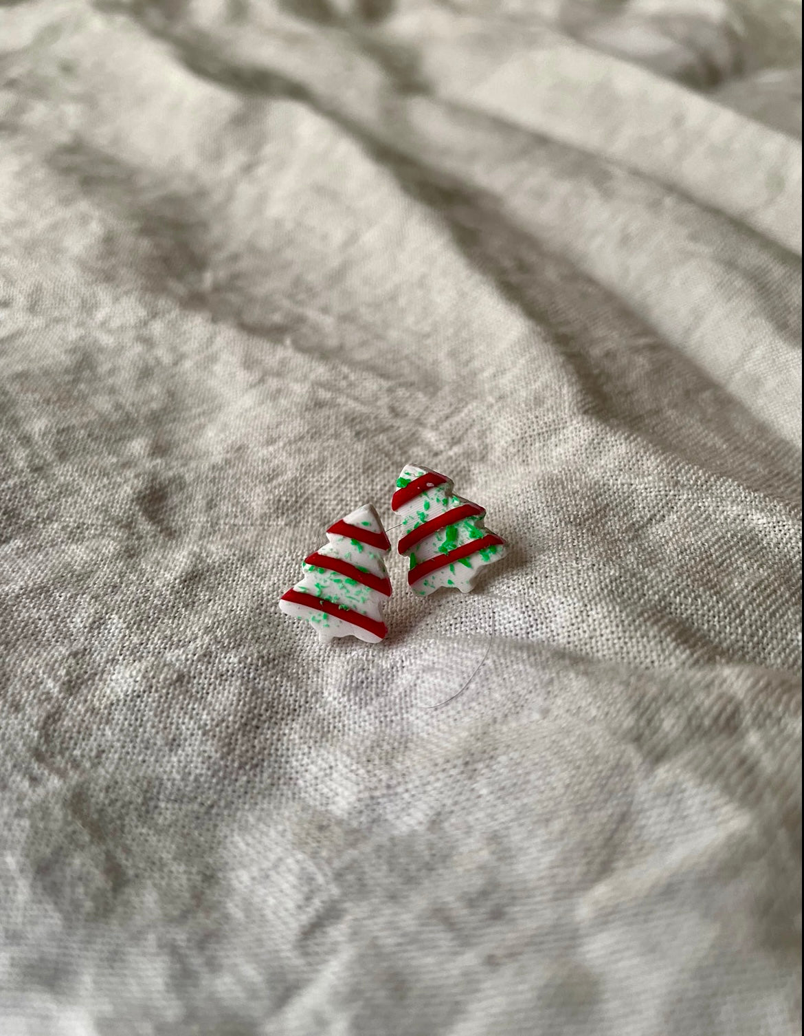 Christmas Tree Cake studs